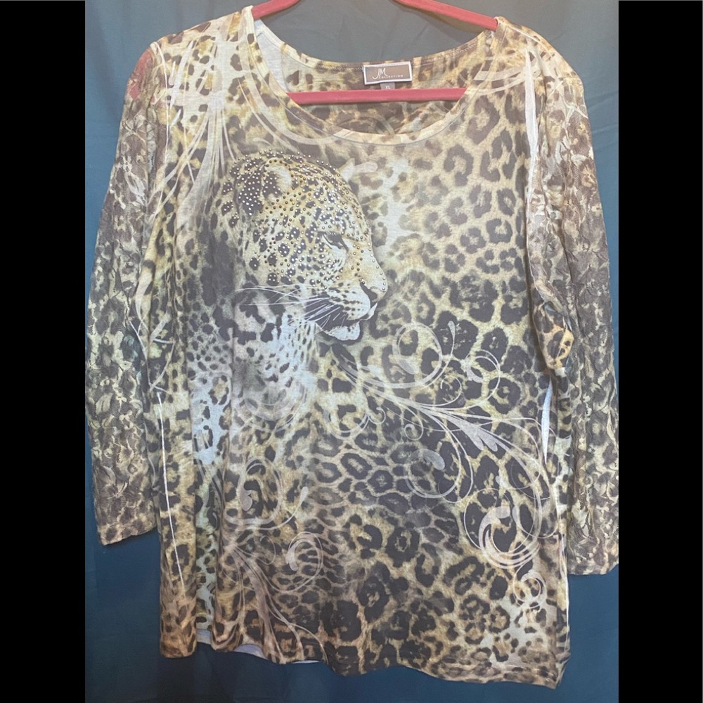 🌺 JM Collection Scoop Neck Top 🌺